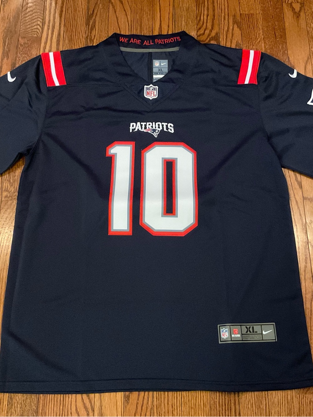 Nike New England Patriots men’s XL Drake Maye blue sewn-on jersey NWT